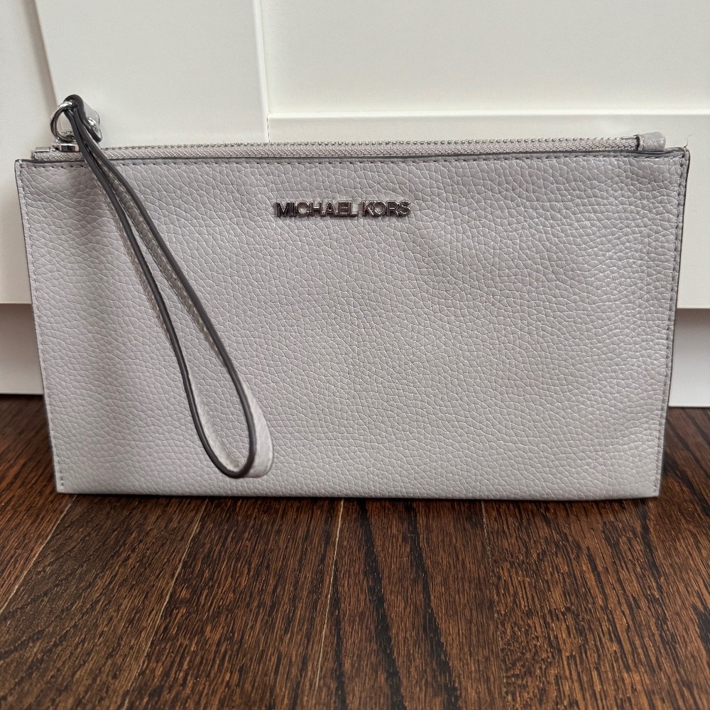 Michael Kors wristlet